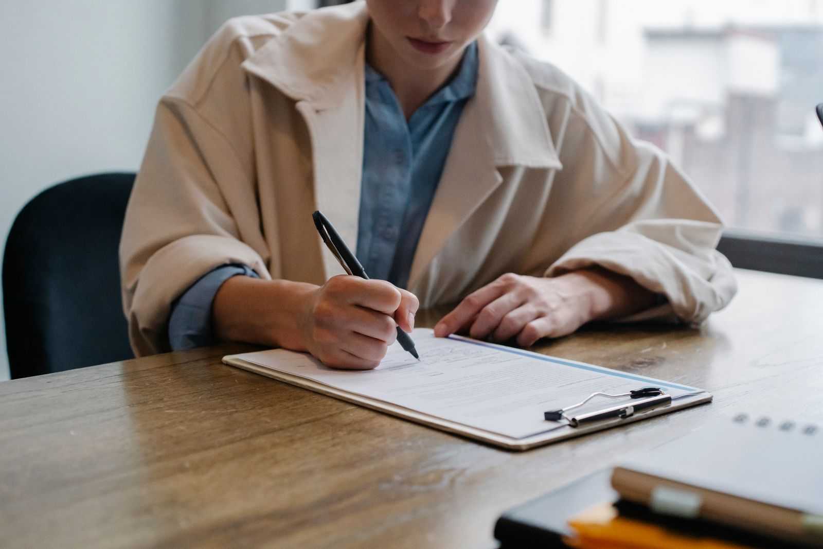 Décomposer une démarche spontanée efficace, du ciblage de l'entreprise au message envoyé.